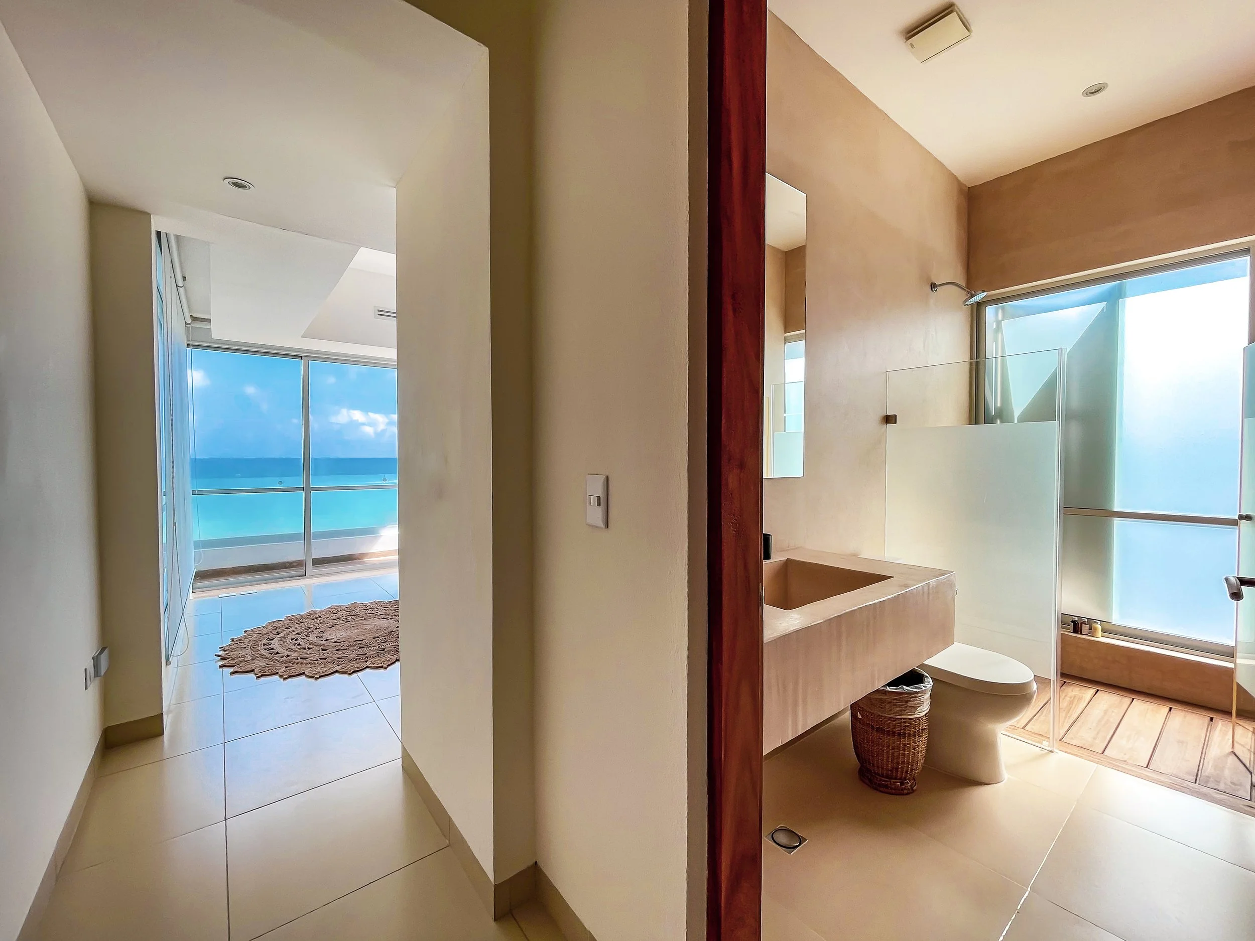 Akumal bathroom and hallway