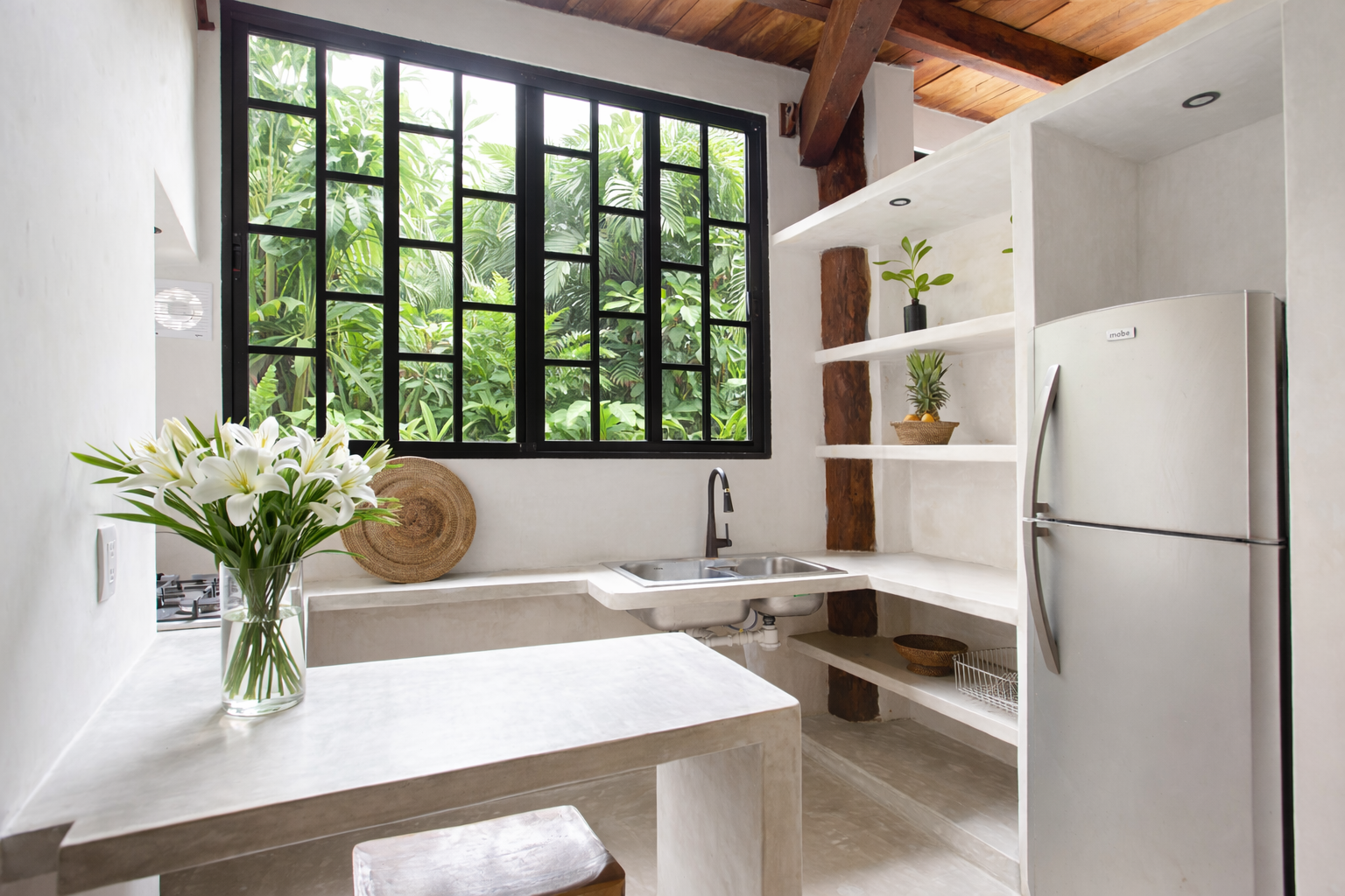 Casa Shanti kitchen